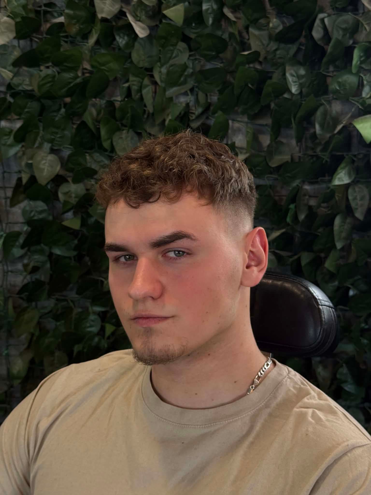 Práce Antonios Barbershop 8